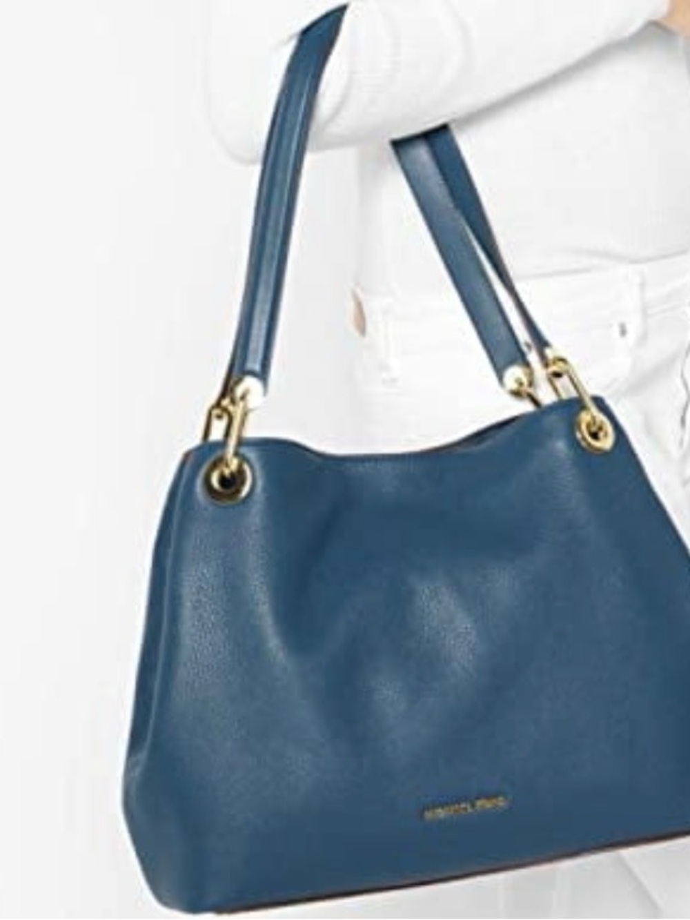 Michael Kors Pebble Blue Rare color Leather Shoulder Bag with Gold Hardware